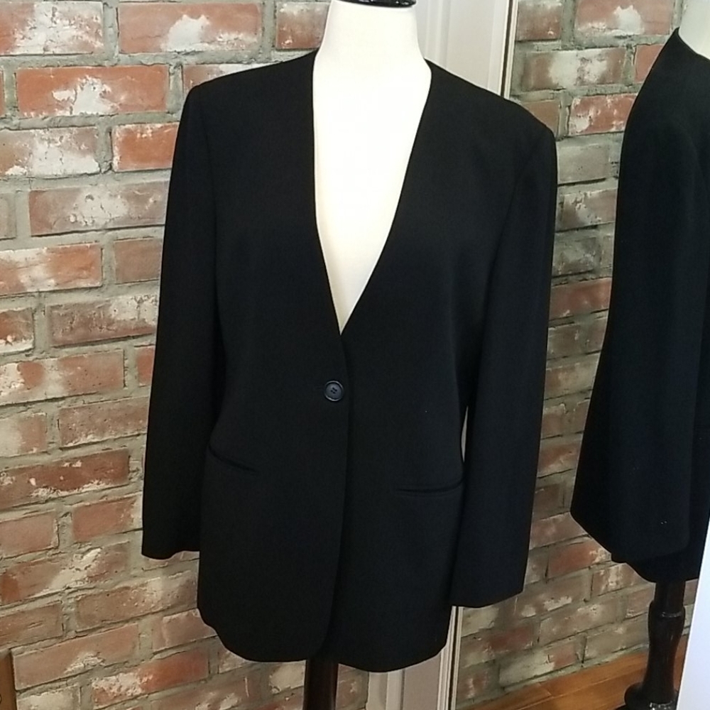 Giorgio Armani Vintage Black Blazer Size 42